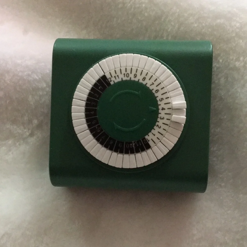unbranded | Holiday | Green Holiday String Light Timer | Poshmark